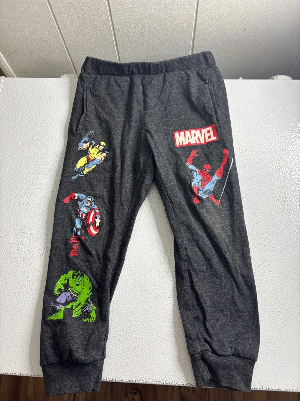 474 - Marvel Grey & Dark Charcoal Avengers Tee and Joggers Set